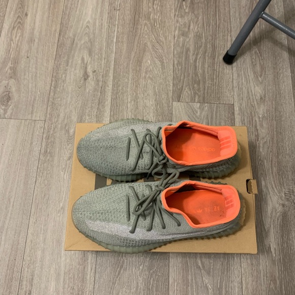 Yeezy 350 Boosts Desert Sage sz 11.5 main image 3